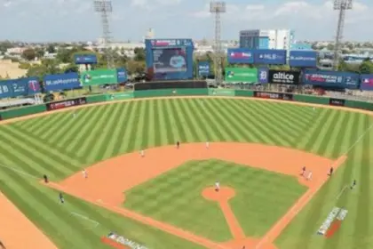 Round Robin LIDOM: Águilas, Leones, Gigantes y Toros por la final del béisbol 15 Round Robin LIDOM: Águilas, Leones, Gigantes y Toros por la final del béisbol