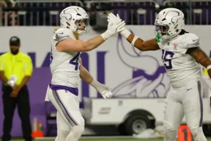 Vikings Arrasan a Lions 23-10: Detroit Fuera de Playoffs NFL