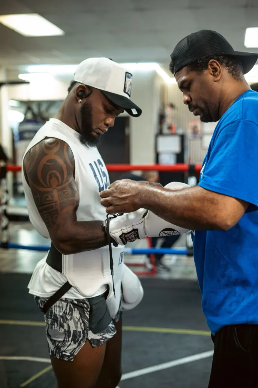 Adames vs. Williams: Campeón dominicano defiende título mundial en Nueva York
