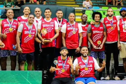 ¡Liga de las Estrellas Domina Maxibaloncesto en Colombia! Doble Corona