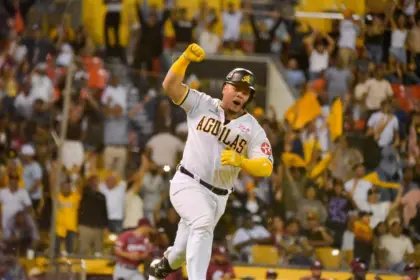 Julio Rodríguez da triunfo agónico a Águilas sobre Gigantes en extrainning 17 Julio Rodríguez da triunfo agónico a Águilas sobre Gigantes en extrainning