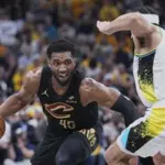 Cavaliers, Hawks y Spurs triunfan en la NBA: Mitchell y Fox lideran la jornada