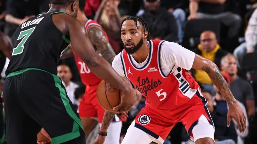 Derrick Jones Jr. Sufre Nuevo Esguince MCL: Clippers Pierden a Jugador Clave