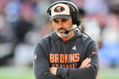 Browns Despiden a Stefanski tras Fracaso: Berry se Queda, ¿Quién Será el Nuevo DT? 15 Browns Despiden a Stefanski tras Fracaso: Berry se Queda, ¿Quién Será el Nuevo DT?