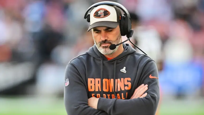 Browns Despiden a Stefanski tras Fracaso: Berry se Queda, ¿Quién Será el Nuevo DT?