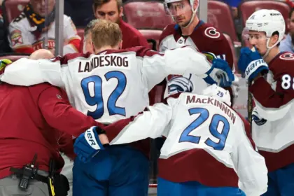 Landeskog, capitán del Avalanche, sufre lesión y estará fuera
