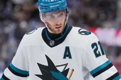 Wennberg Asegura su Futuro: Extiende Contrato con los Sharks por 3 Años 14 Wennberg Asegura su Futuro: Extiende Contrato con los Sharks por 3 Años