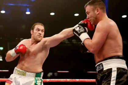 Tyson Fury y sus múltiples retiros: ¿Cuándo y por qué "colgó los guantes"?