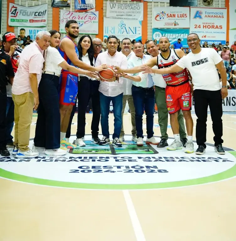 Kelvin Cruz anuncia remodelación del polideportivo de Santiago Rodríguez