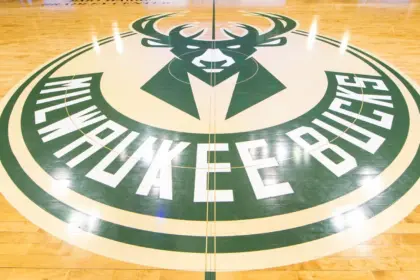 Feigin Deja la Presidencia de los Bucks: Glessing Toma el Mando