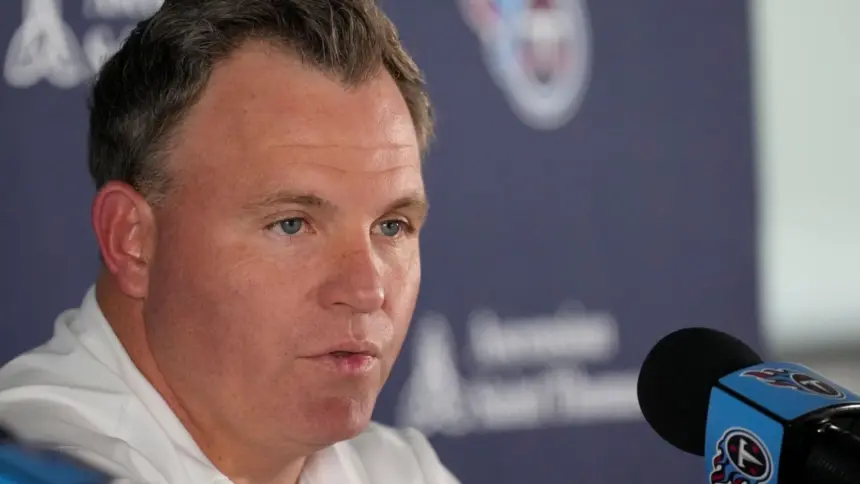 Titans: GM Borgonzi Busca Nuevo HC sin Sesgo de los Chiefs