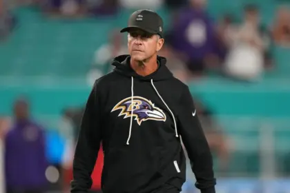 NFL: Movimiento de Entrenadores 2025-2026: Ravens Despiden a Harbaugh y Más Cambios