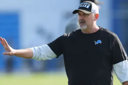 Lions Destituyen a John Morton Como Coordinador Ofensivo Tras Una Temporada