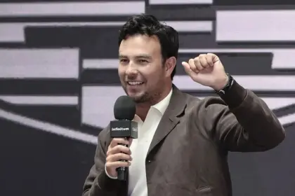 "Checo" Pérez: Ser compañero de Verstappen, el mayor desafío en la F1 12 "Checo" Pérez: Ser compañero de Verstappen, el mayor desafío en la F1