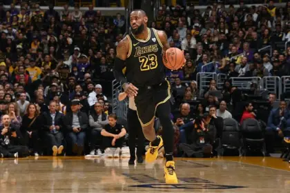 LeBron James al borde: ¿Fuera de premios NBA por límite de ausencias?