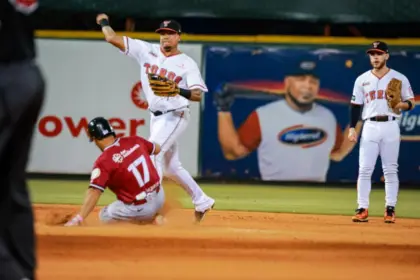 Gigantes del Cibao Frena a Toros: Primera Victoria en Round Robin de Béisbol