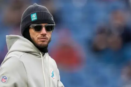 Dolphins Despiden a McDaniel; Nuevo Gerente General, Rumores de Harbaugh