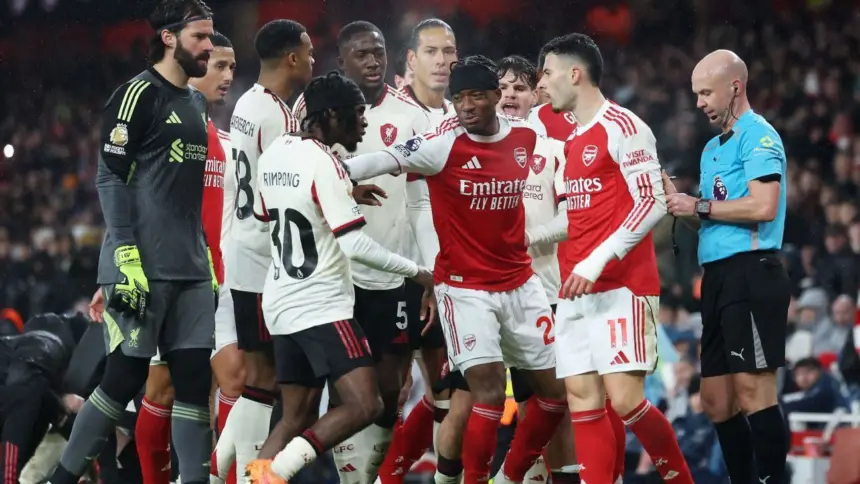 Martinelli se Disculpa por Empujón a Bradley: "Profundamente Arrepentido"