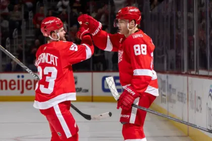 Patrick Kane Alcanza los 500 Goles en la NHL: Un Hito Histórico