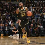 LeBron al borde: Riesgo de perder elegibilidad a premios NBA por ausencias