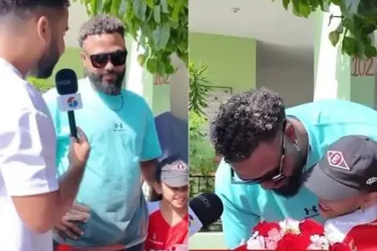 Caminero promete a niña del Escogido luchar por la corona 18 en LIDOM