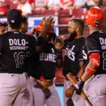 Toros frenan a Leones y alarga Round Robin LIDOM: Muñoz clave