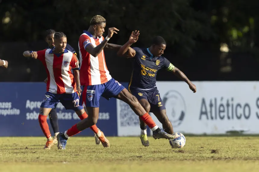 Pantoja busca liderato en LDF: Duelo ante Delfines del Este en la liguilla