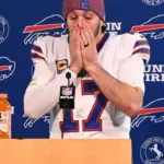 Josh Allen, devastado tras derrota de Bills, pero equipo lo respalda
