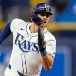 Rays, Angels y Reds: Triple Canje Sacude la MLB con Lowe y Lux