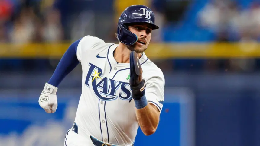 Rays, Angels y Reds: Triple Canje Sacude la MLB con Lowe y Lux