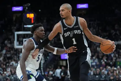 Wembanyama vs. Edwards: Spurs Superan Explosión de 55 Puntos 12 Wembanyama vs. Edwards: Spurs Superan Explosión de 55 Puntos