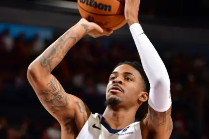 Morant Podría Jugar en Londres: Grizzlies Optimistas Tras Lesión