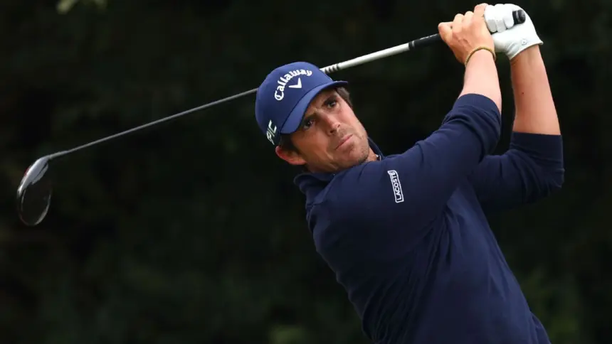 Elvira Lidera en Dubái, McIlroy al Acecho: Final Épico en el Horizonte