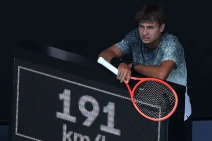 Australian Open 2026: Sabalenka y Alcaraz avanzan, Cobolli eliminado por apuro