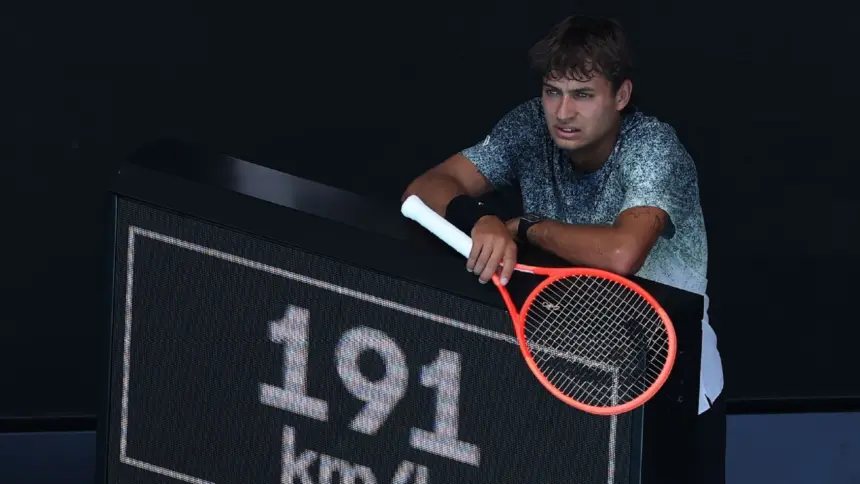 Australian Open 2026: Sabalenka y Alcaraz avanzan, Cobolli eliminado por apuro