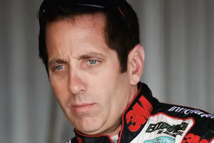 Roban casa de Greg Biffle tras trágico accidente aéreo: Investigan