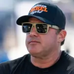 Stewart Regresa a NASCAR: Daytona Trucks con Kaulig Racing