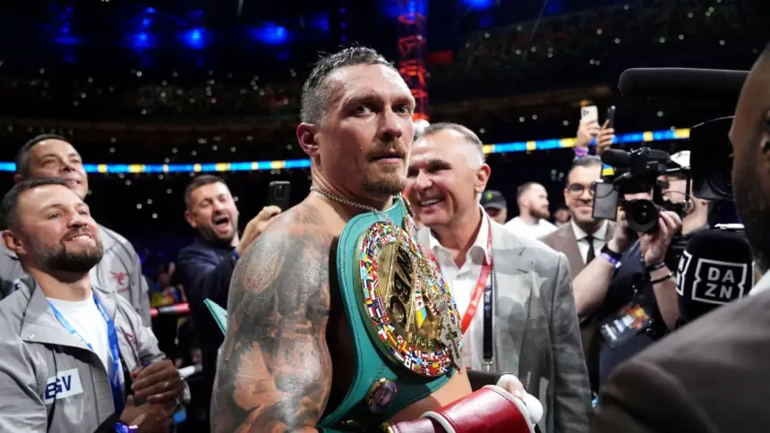 Usyk Rey del Boxeo P4P: Inoue Asciende, López en el Top 10