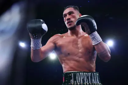 Jai Opetaia ficha por Zuffa Boxing: Campeón crucero busca unificación