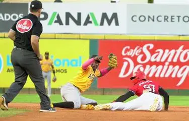 Águilas Cibaeñas vencen al Escogido: Siguen en la lucha por la Serie Final