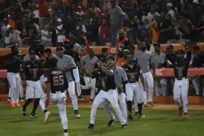 Toros del Este eliminan a Águilas y avanzan a la Final vs Escogido