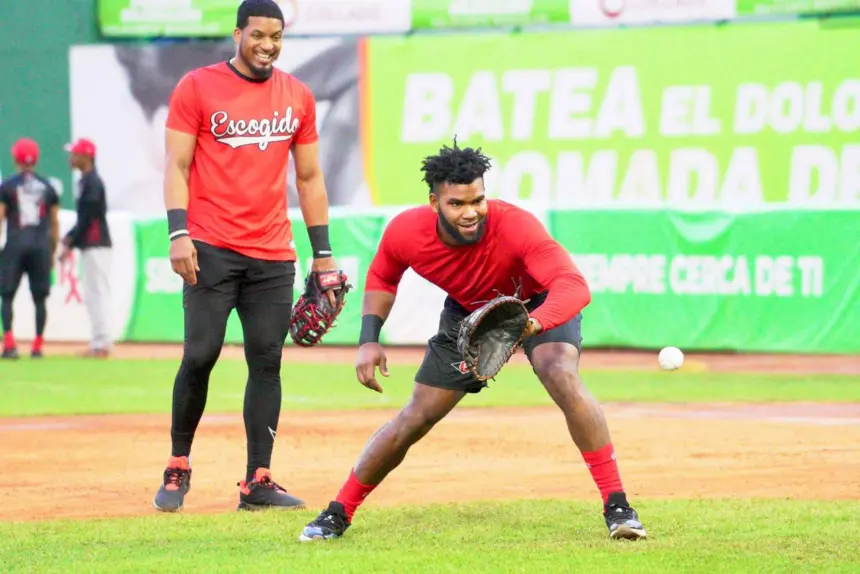 Rodríguez Refuerza a Leones del Escogido para la Serie Final LIDOM