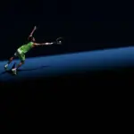 Alcaraz avanza en Australia: Derrota a Moutet y se cita con Paul en octavos