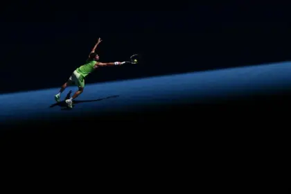 Alcaraz Demuestra Poderío: Avanza a Octavos en Australia vs. Paul