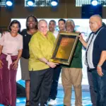 Bayaguana honra a Mariotti: Legado en deporte y desarrollo de Monte Plata