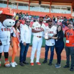 Eloy Jiménez MVP del Round Robin: Toros del Este Celebran Reconocimiento
