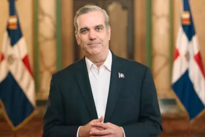 Abinader felicita a Leones del Escogido por bicampeonato LIDOM 2025-2026