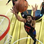 Towns Impone Dominio Reboteador y Knicks Aplastan a Raptors en NY