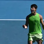 Alcaraz Remonta Épica Batalla a Zverev y Va a la Final del Abierto de Australia