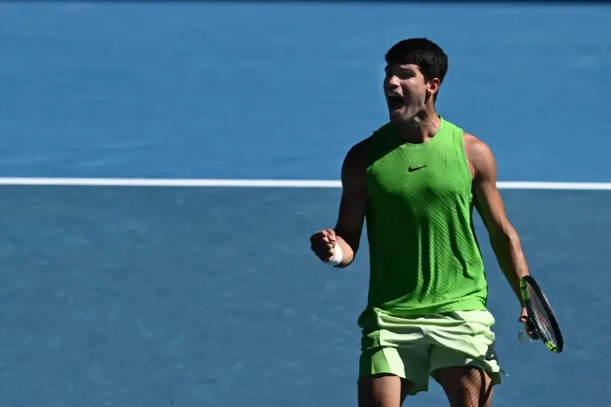 Alcaraz Remonta Épica Batalla a Zverev y Va a la Final del Abierto de Australia
